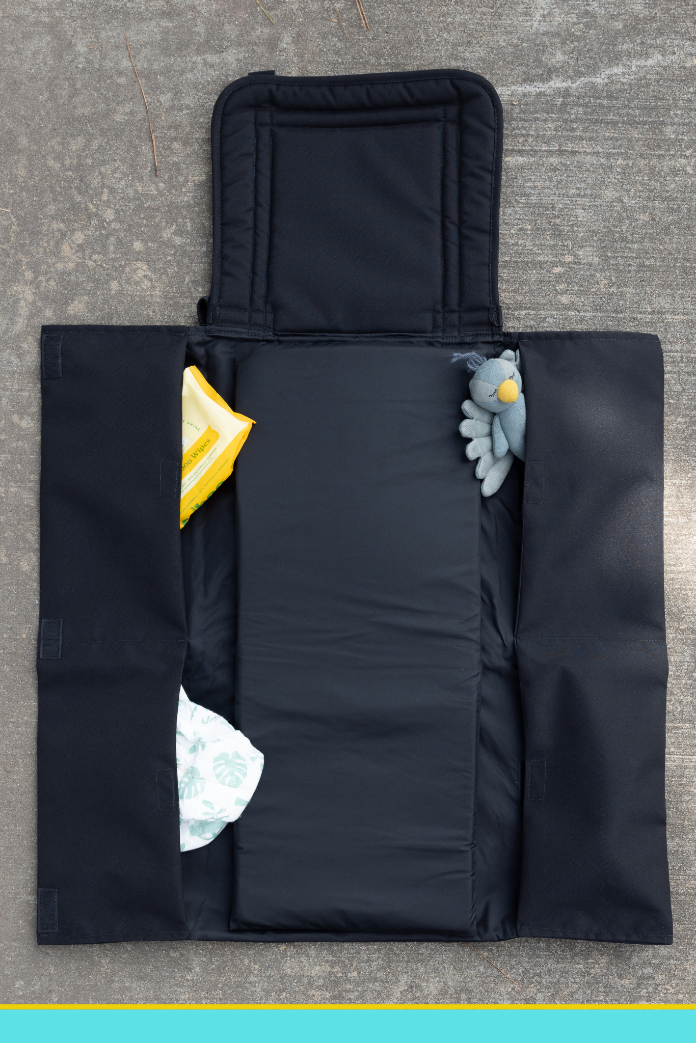 BLACK/BLACK